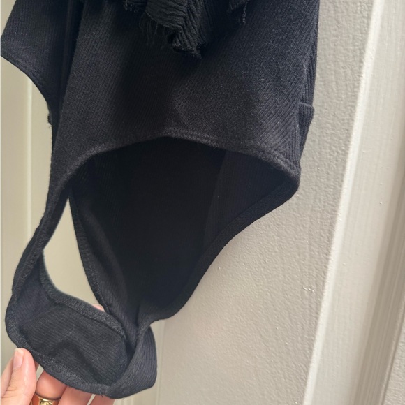 Black Ruffled Bodysuit - Picture 4 of 4